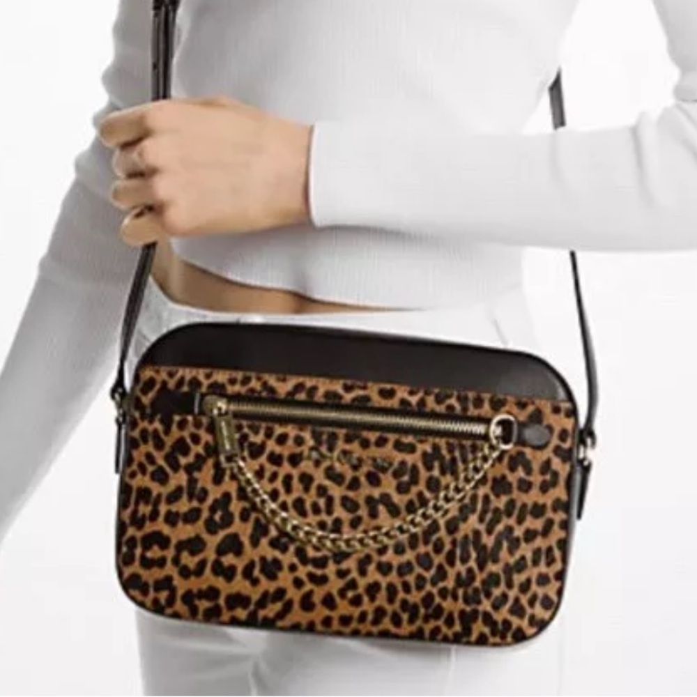 Michael Kors Leopard Print Calf Hair Large Jet Set Crossbody Bag - Picture 3 of 6